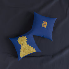 Load image into Gallery viewer, Mesoamerican Square Pillow - White Back